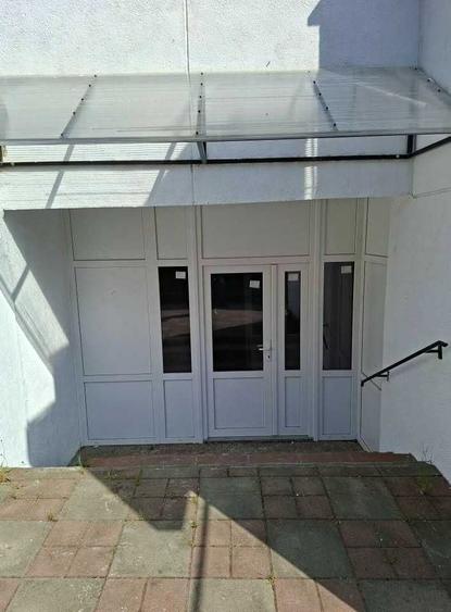 Spațiu comercial, de 80 mp, în Central