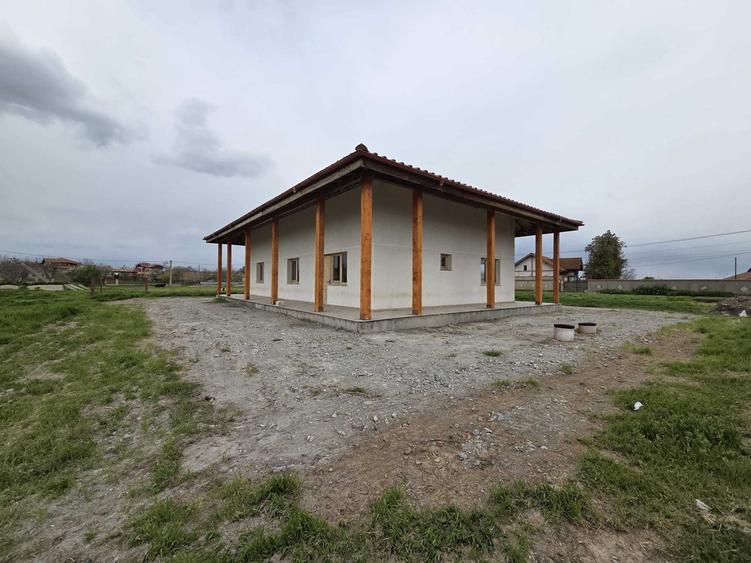 Casă în Agighiol