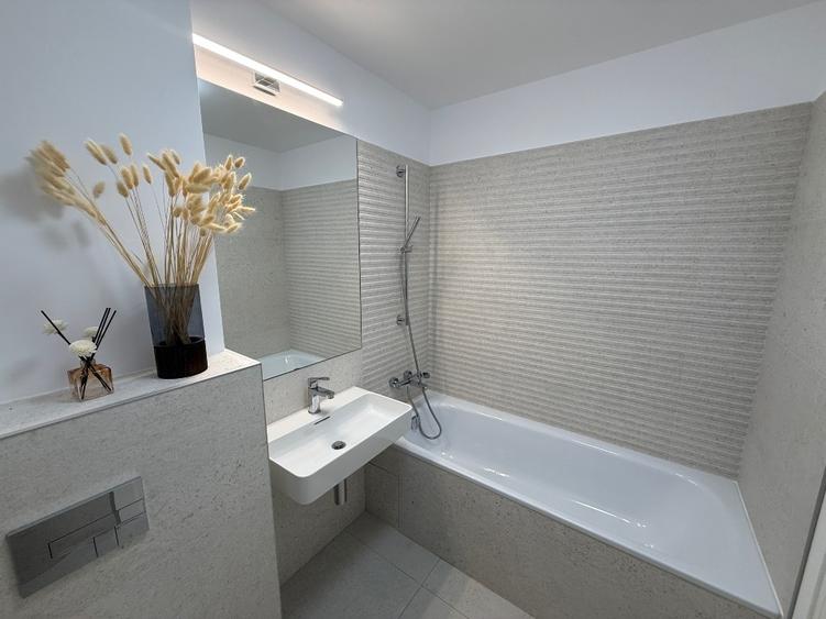 Apartament cu 2 camere decomandat, mobilat în Aviației