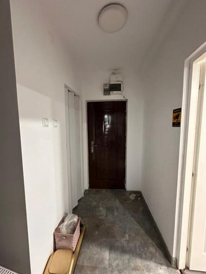 Apartament 2 camere de vanzare, Centru - 2