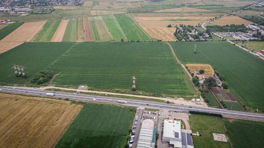 Teren Construcții intravilan de 11225 mp, în Nord-Est
