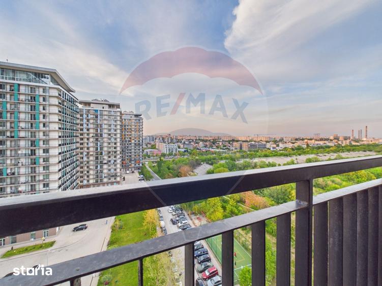 Apartament cu 4 camere decomandat în Văcăresti