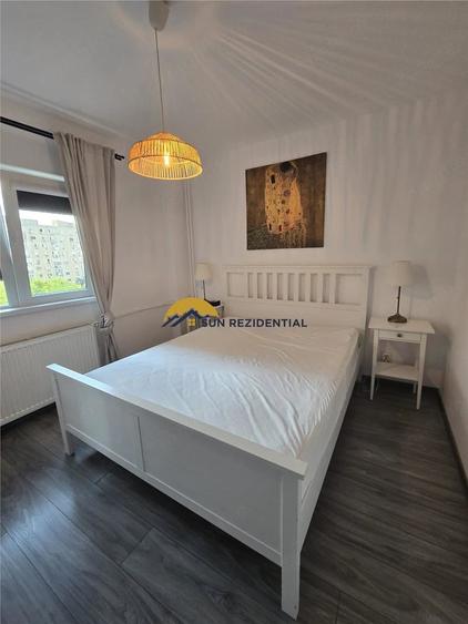 Apartament cu 2 camere semidecomandat în Tineretului
