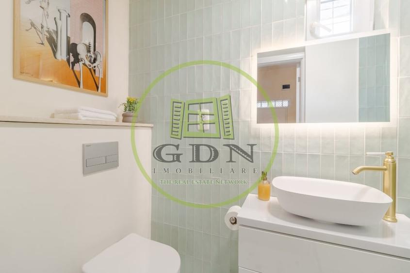 Apartament cu 3 camere decomandat, mobilat în Ultracentral
