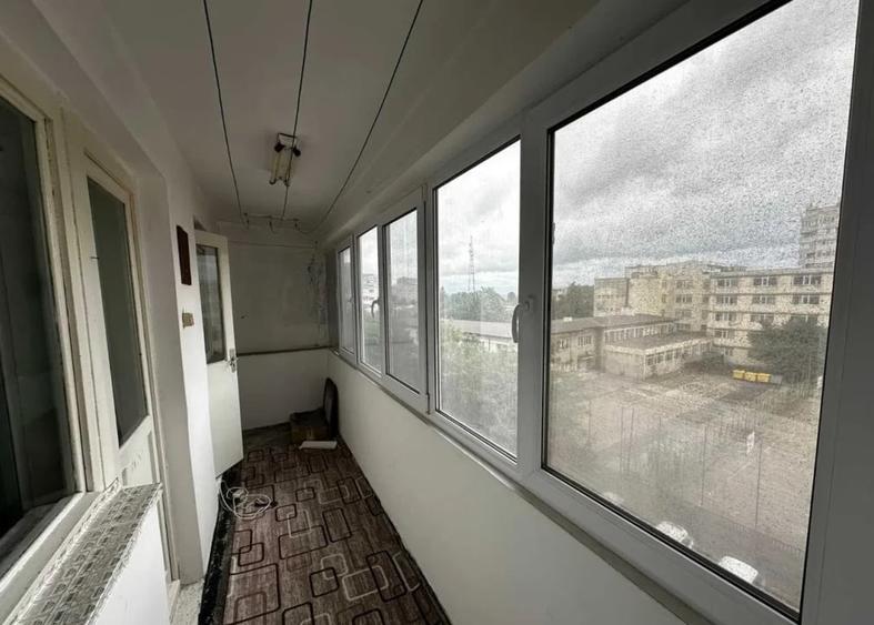 Apartament cu 2 camere semidecomandat în Abator