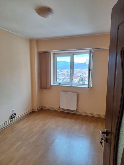 Apartament de vanzare, 3 camere decomandat +2 balcoane, Bd. REPUBLICI - 3