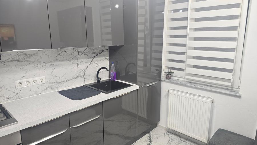 Vand apartament de 3 camere decomandat, in Deva, Imp.Traian, etaj 1, - 8