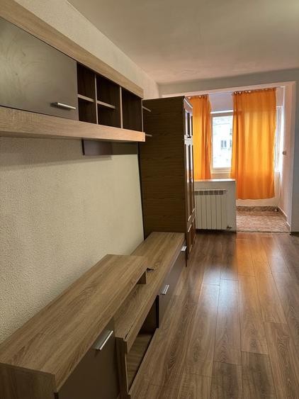 Garsoniera de inchiriat zona Dunarea - 2