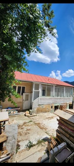 Casa de vanzare in Schei, cu teren in 3 terase  si panorama superba spre Brasov - 1