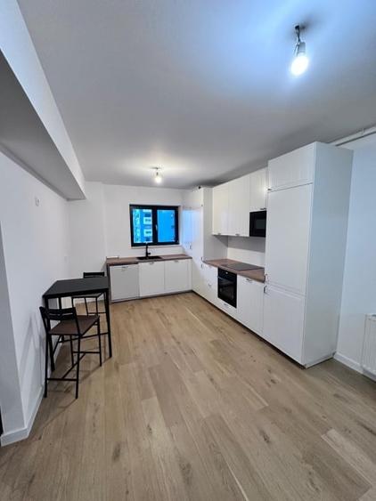 Apartament 3 4 Camere UpGround Metrou Pipera Fabrica de Glucoza 130mp renovat - 3