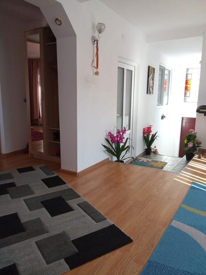 Inchiriez casa . - 1