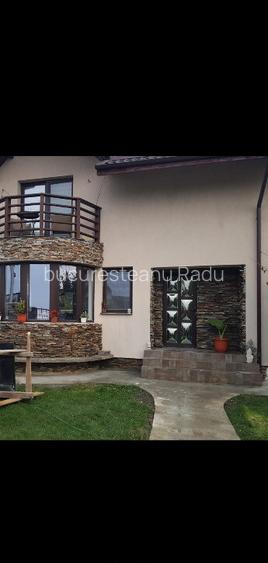 Casa cu etaj, 140mp utili, curte 580 mp, toate utilitatile - Magurele Casa cu etaj, 140mp utili, curte 580 mp, toate utilitatile - Magurele