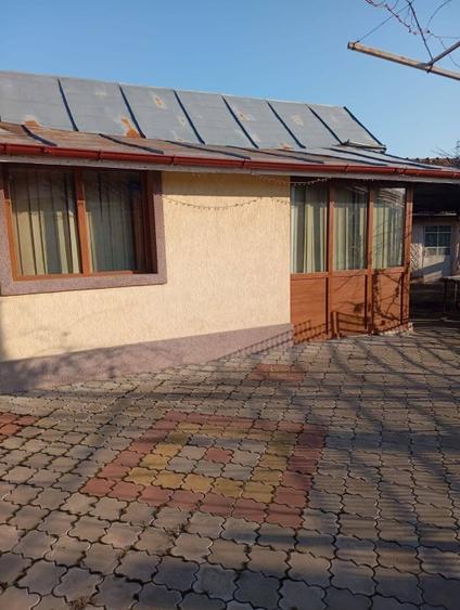 Casă complet mobilată, renovată, cu teren generos zonă liniștită Baltati, zona b - 5