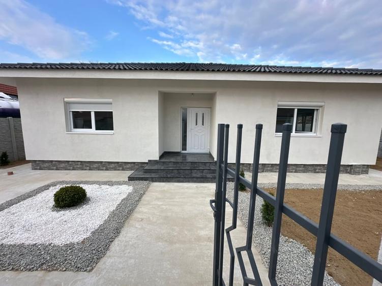 Casă nouă de vânzare Santandrei - 1