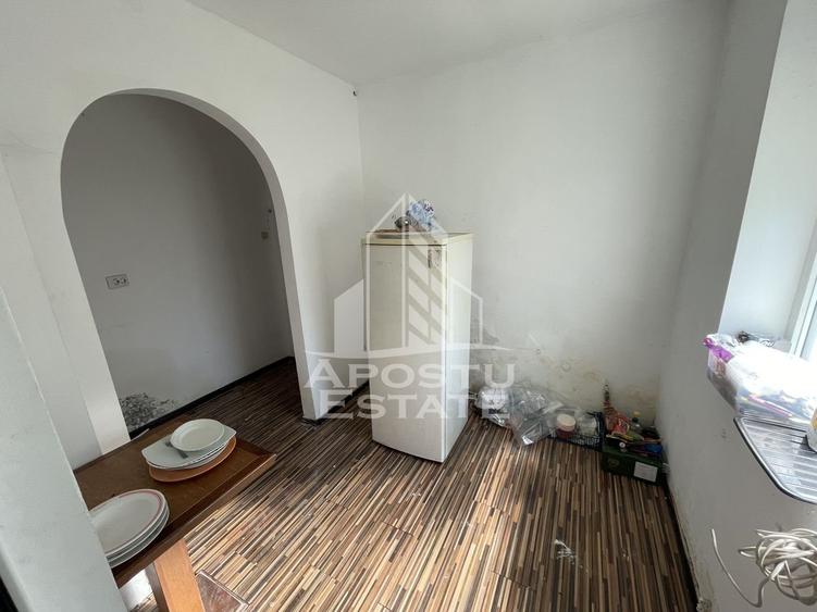 Spatiu comercial, 255 mp si 600 mp teren, in zona Calea Bogdanestilor - 7