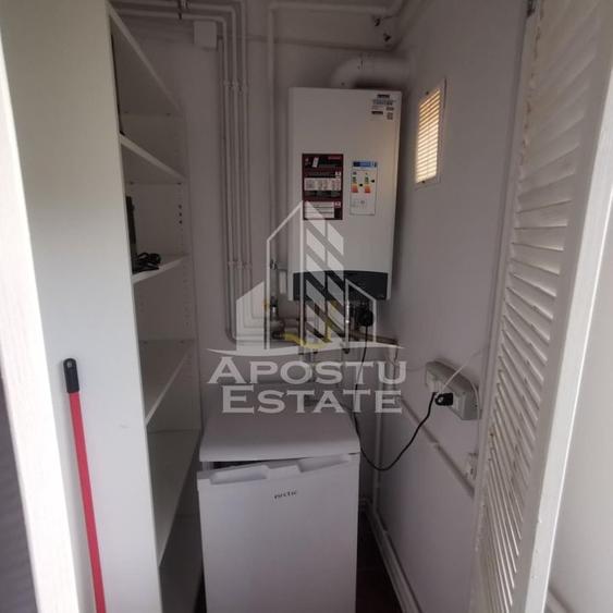 Apartament cu 3 camere, 2balcoane,2 bai, complex, centrala proprie,AC - 3