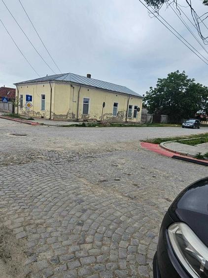 Se vinde proprietate cu personalitate, in Corabia, pozitie dominanta - 2