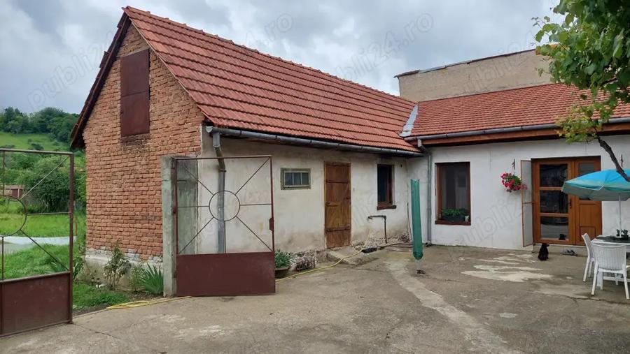 Casa la tara intr-o zona frumoasa - 7