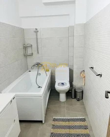 Apartament 3 camere decomandat in Tg Cucu - Podul de Fier - 1