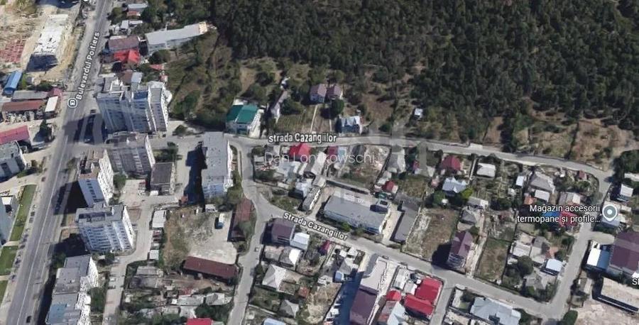 Manta Rosie TEREN 700mp CASA BATRANEASCA 65mp la 200m de bld. Poitiers