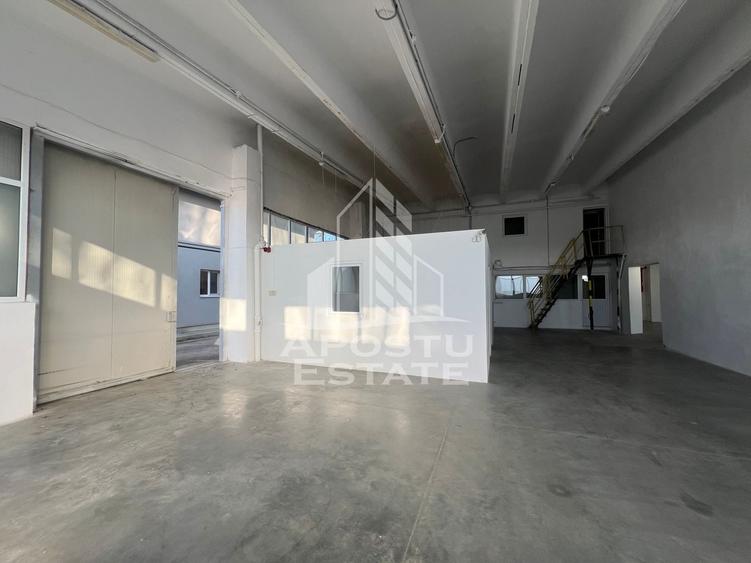 Spațiu industrial, de 1,100 mp, în Freidorf