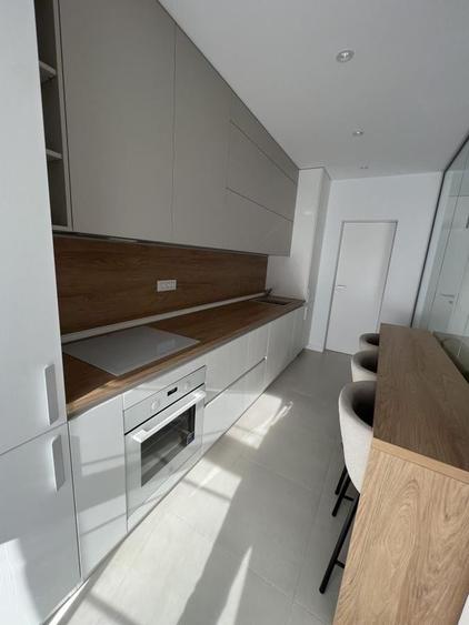 Apartament cu 2 camere semidecomandat, mobilat în Aviației