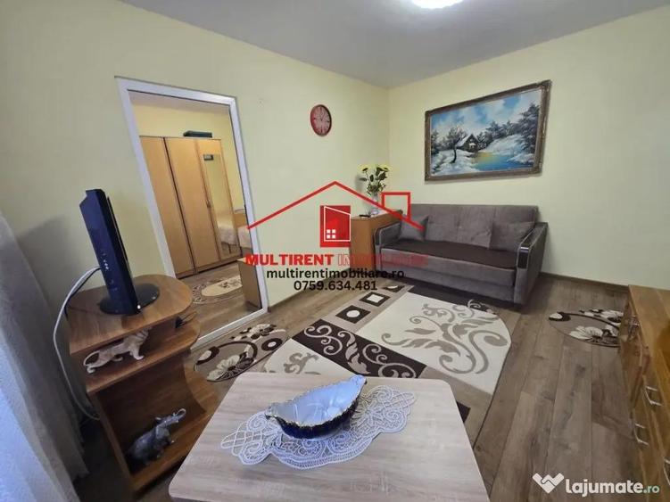 De vanzare Apartament 3 camere, strada Neptun, etaj 2 - 9