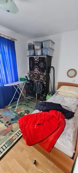 Inchiriez apartament 4 camere - 5