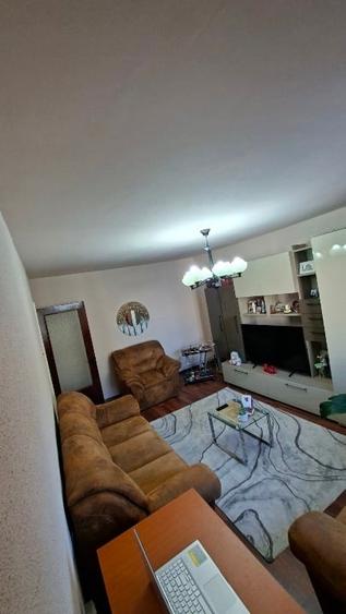 Apartament 3 camere de vânzare – Inel 1 (zona Eden) - 2