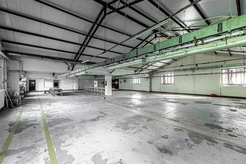 4.049 mp Hale industriale în Arad, aproape de A1 - 10