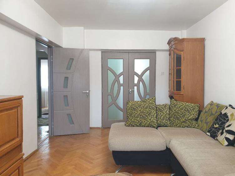 Chirie Pet Friendly 3 camere C Civic - 2