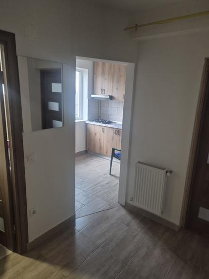 Garsonieră decomandată în Central