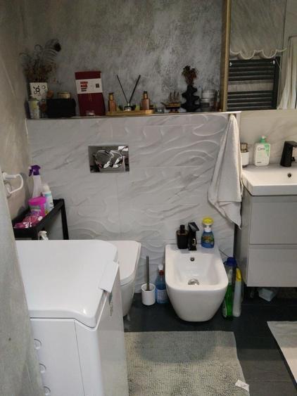 Apartament cu 3 camere în Inel II