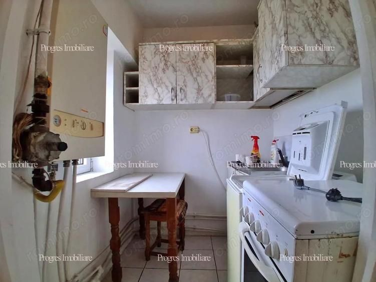 Garsoniera cu bucatarie- Centrala proprie- Clima- Calea Buziasului- 37.500 euro negociabil - 5