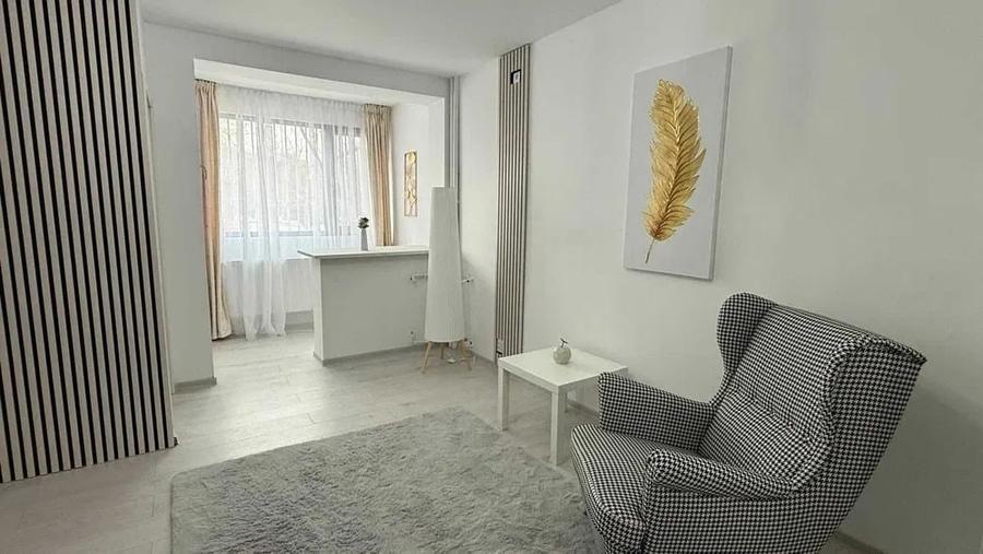 Inchiriere Super Garsoniera Renovata Drumul Taberei-Favorit - 3