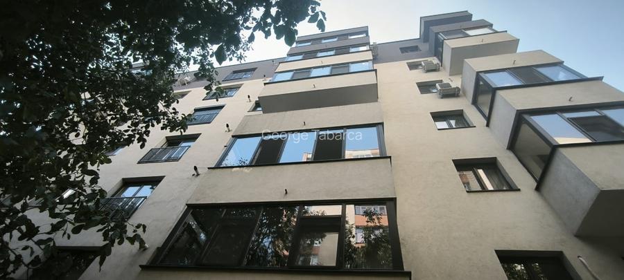 Apartament 3 camere de vanzare - zona Craiovei, bloc MAIA Craiovei Apartament 3 camere de vanzare - zona Craiovei, bloc MAIA Craiovei