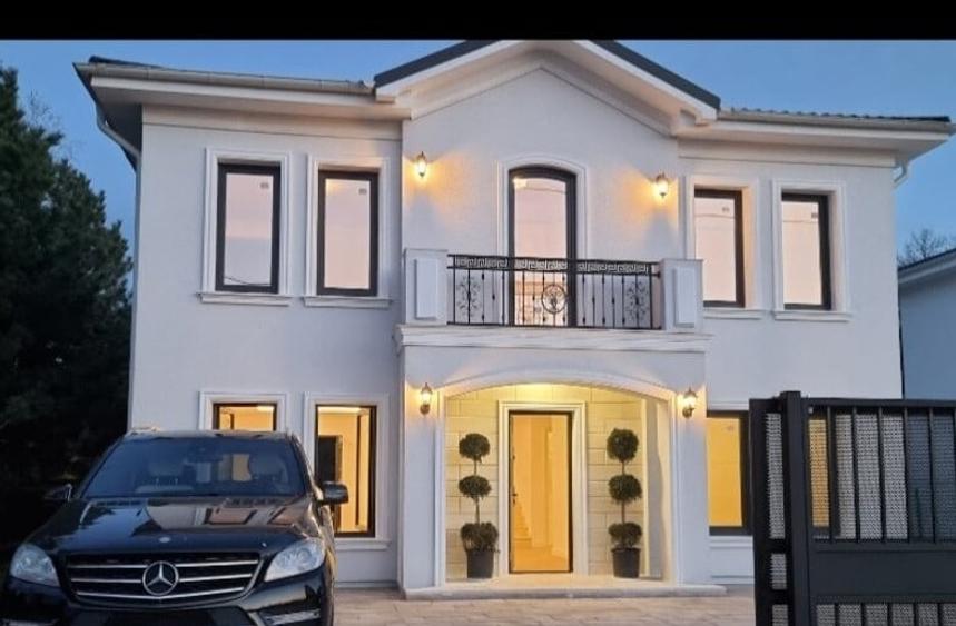 Casă de vânzare în Mogoșoaia – P+1, mobilată și utilată, cu ieșire la pădure - 3