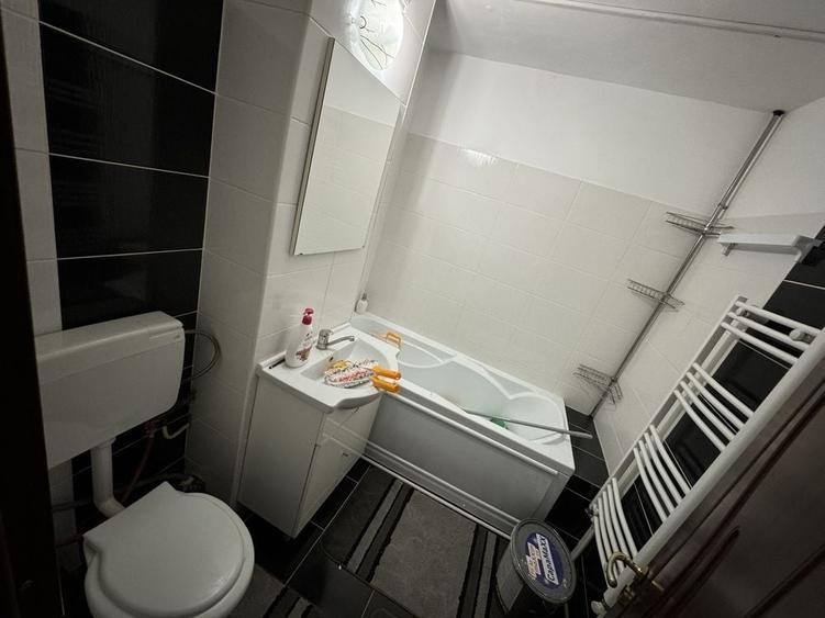 Disponibil de la 1 iulie. Apartament de inchiriat 2 camere - 5