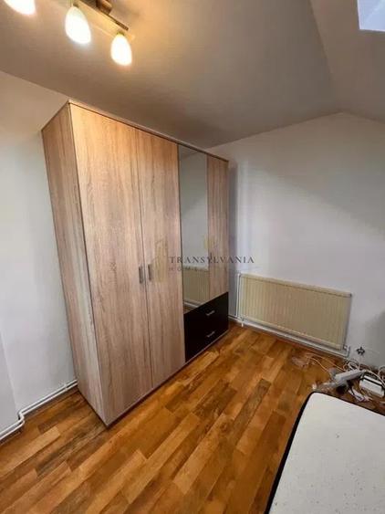 Ocazie! Apartament la mansarda 45 mp utili plus balcon, Valea Aurie - 3