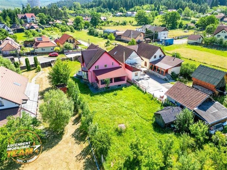 FILM! Casa noua,Covasna,cu fotovoltaic, garaj,curte,2 terase,langa partie,viitor - 1