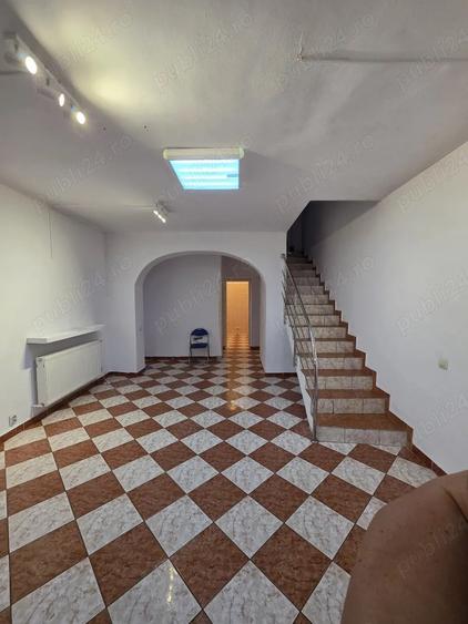 inchiriez casa la curte - 5