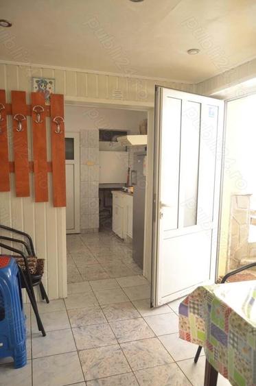 Vila de vacanta cu 7 camere situata in Busteni,semicentral. - 19