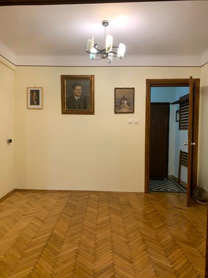 3 camere nemobilate, parter de bloc, centrala proprie - 2