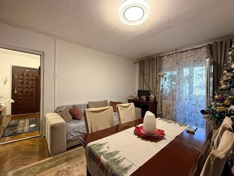 NOU!!! 2 Camere - Bucatarie Inchisa - Aradului Mall - 90.000 Euro - 2