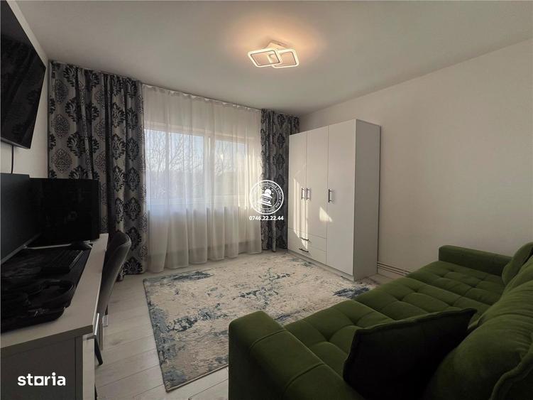 Apartament 3 camere de vanzare C.U.G., - 7