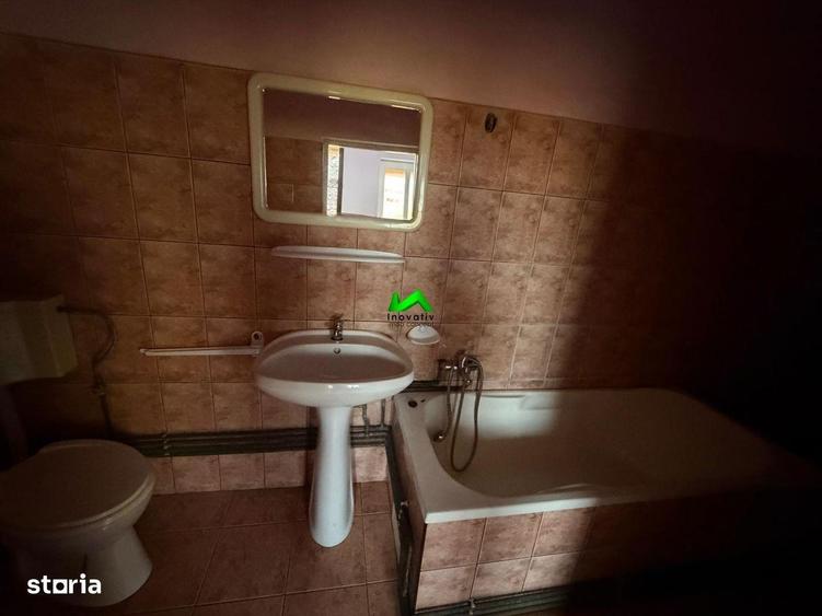 Casa individuala de vanzare 4 camere teren 820 mp Sibiu Turnisor - 1