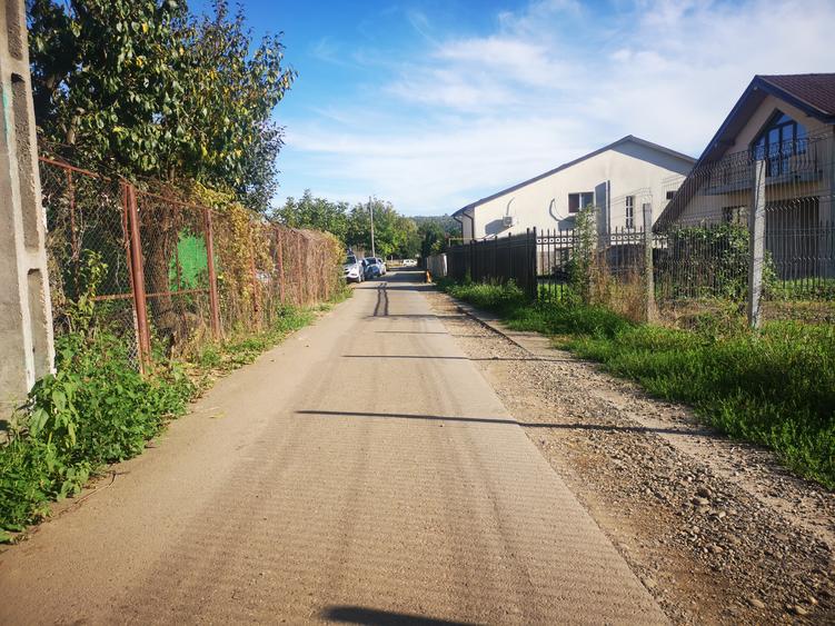 Valea Adanca -Mega Image ,  700/730/770 mp  ,full,zona de vile ,FARA BLOCURI - 4