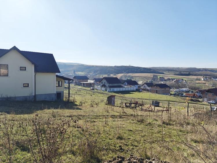 COMISION 0% Teren intravilan/400mp/utilitati/Slimnic - Cartierul Tineretului - 3