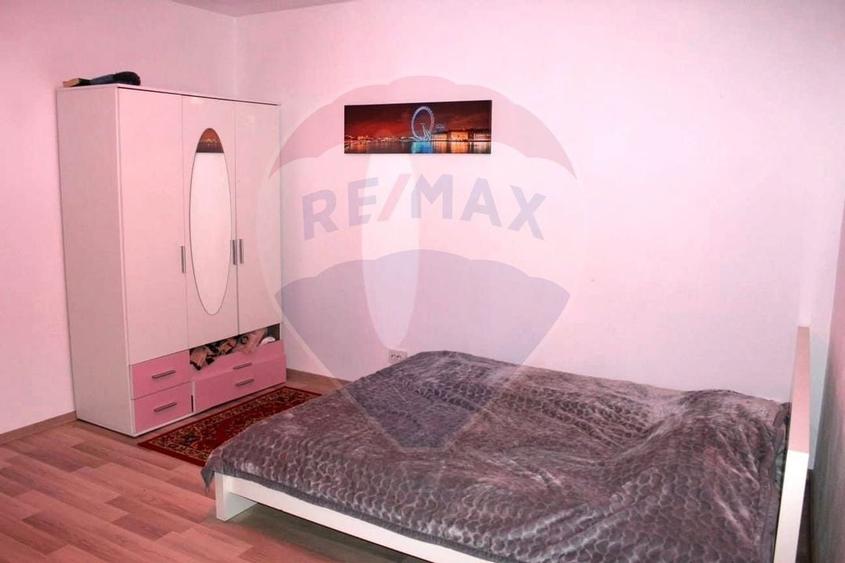 Casă de vanzare in zona Dâmbovița la curte comuna, 105.8mp utili - 6