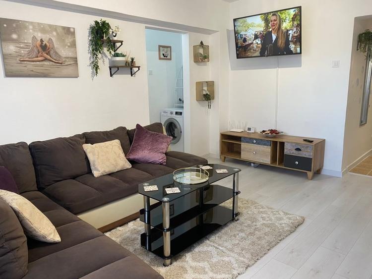 Chirie - Apartament 4 camere, etaj intermediar, mobilat utilat modern, Turnisor. - 2